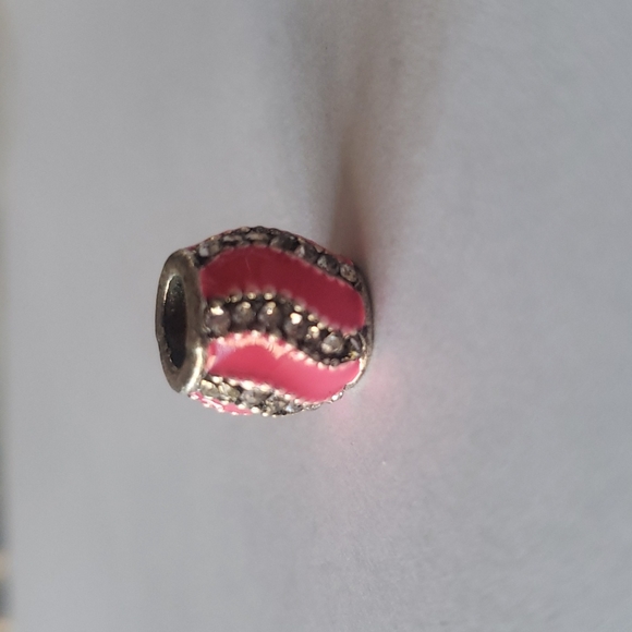 Jewelry - Beads fit into Pandora bracelets